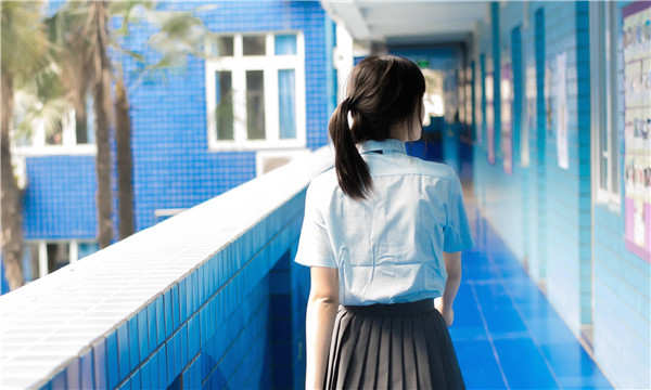 石阡如何找到一个可以帮助我生孩子的女人？